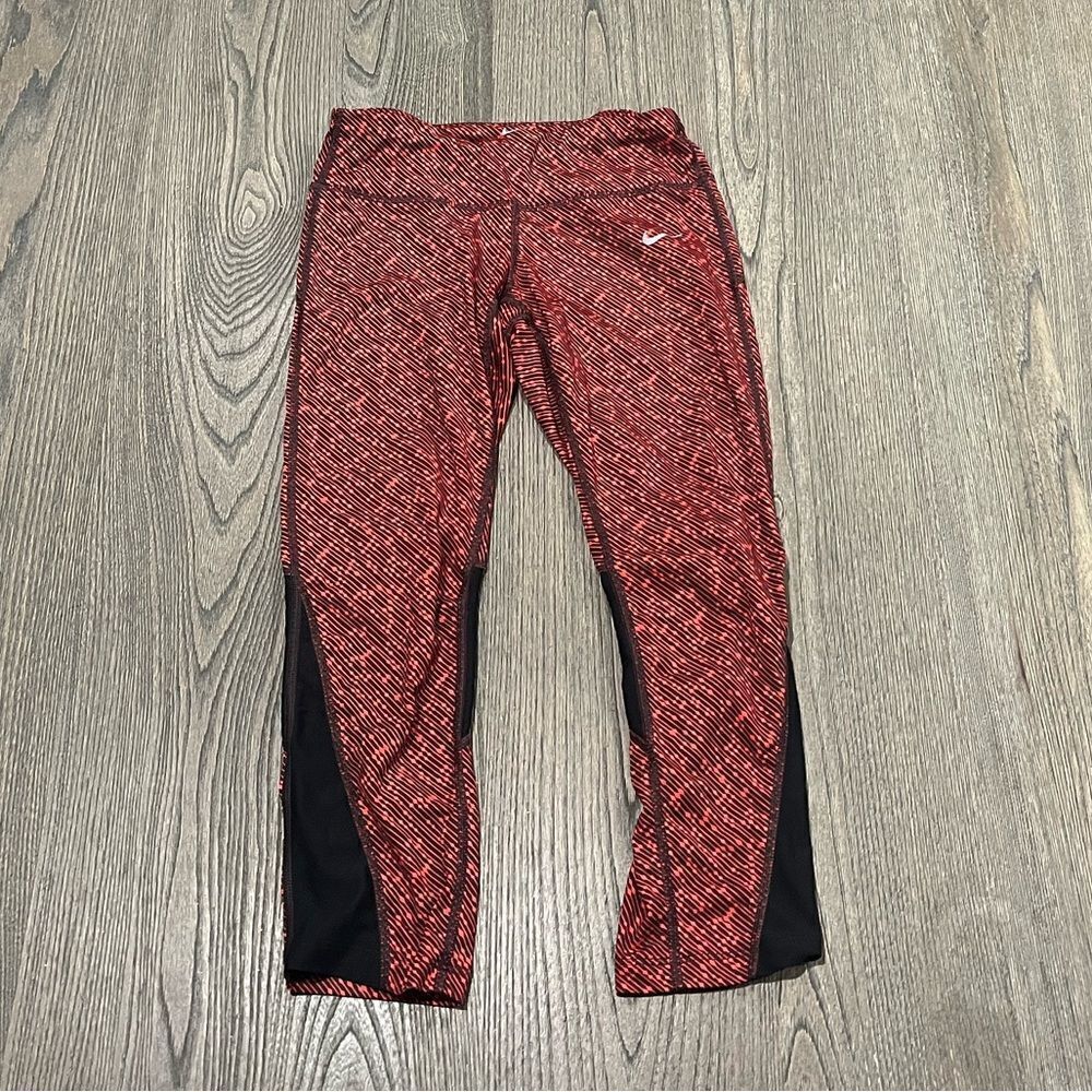 Nike Dri-FIT Red Printed Athletic Leggings Mid Length Size XS